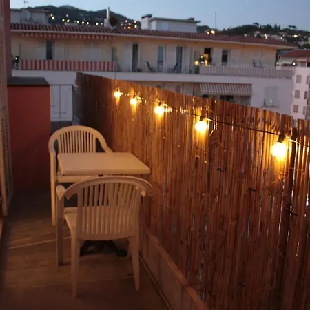 Le Cocon Nicois Cozy Et Lumineux Avec Parking *